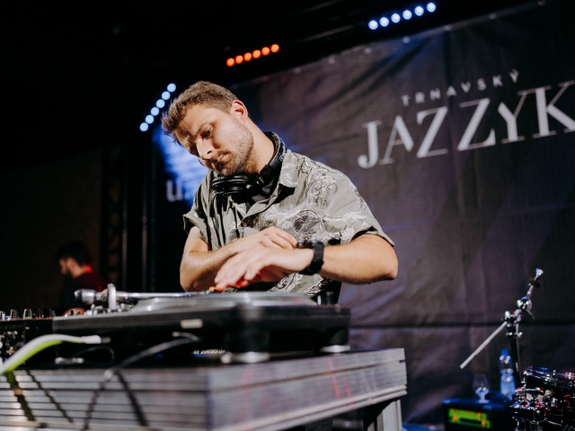 DJ Adam Kvasnica